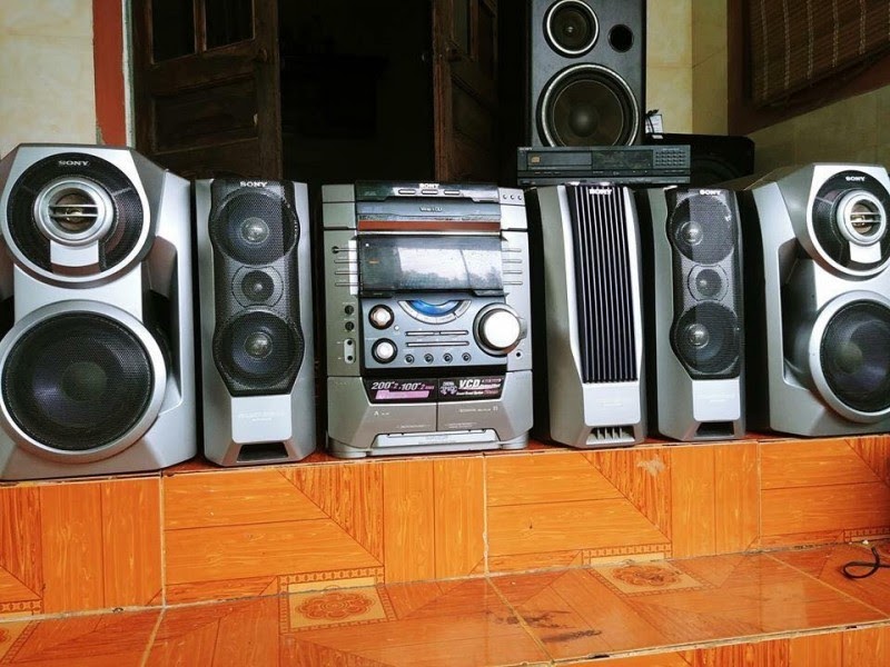 Dịch vụ thu mua bộ âm thanh cũ giá cao